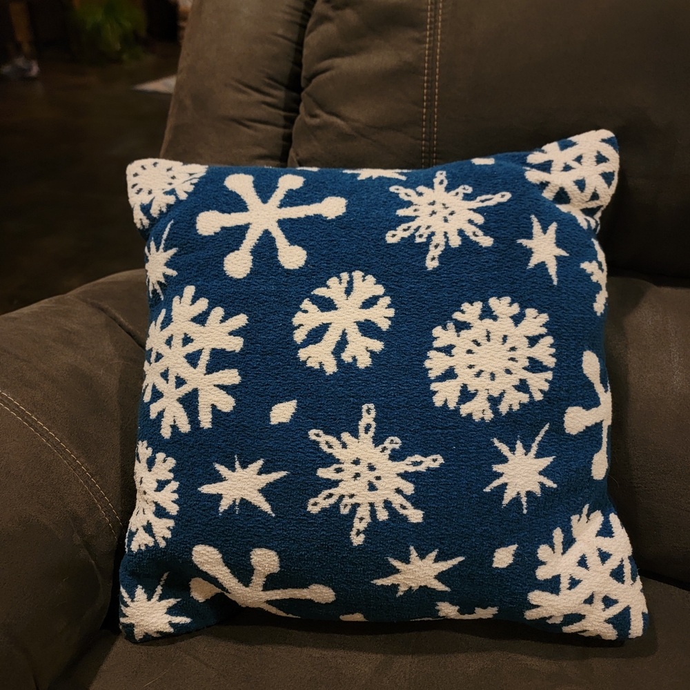Wondershop Blue and White Snowflake Holiday Pillow
